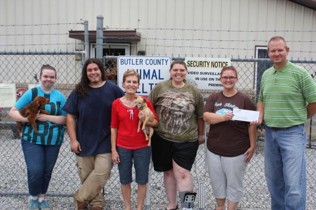  Chaylee Melton, Volunteer; Daniel Guerrero, Tara Brown, Susan Meridith, Jessica Powell and Chad Tyree, Butler County Cattlemen’s member, Chad Tyree, presents the Butler County Animal Shelter with $600 from the 2016 Kentucky Cattlemen’s Foundation Animal Shelter Assistance Grant.  