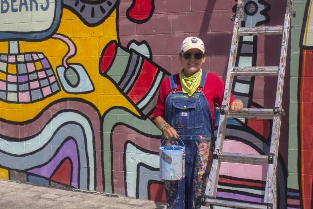 Andee Rudloff is a Bowling Green artist working primarily in murals. Photos and story by Hannah Vanover