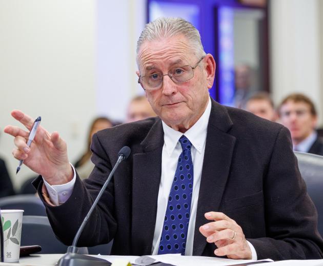 Interim Joint Committee on Transportation Co-chair Sen. Jimmy Higdon, R-Lebanon, told the committee on Tuesday he plans to file hands-free driving legislation again in 2026.