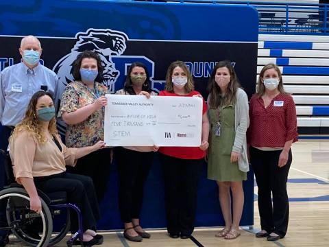 Kayla Spurgeon, Tim Hughes, Madison Staton, Jennifer Davis, Brittany Hudson, Emily McAfee and Jenny Rich.