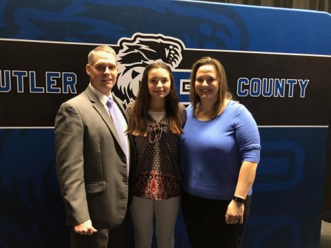Robert, Raegan, and Heather Tuck.