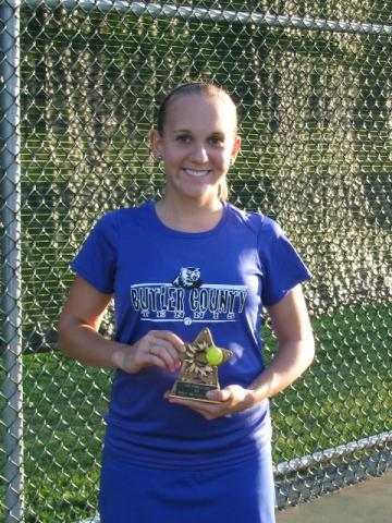 Chanda Hampton with her 3rd place trophy