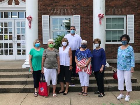 Judge Flener and members of Butler County Chapter NSDAR