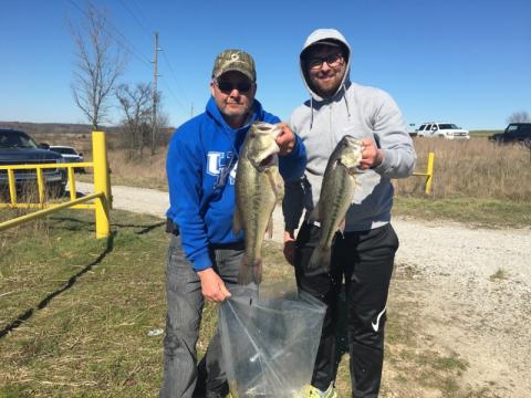 Pat Grubb and Elijah Flener taking 1st place with 14.24 lbs