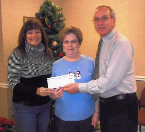 Debra Hall, Nancy Cox, and Robert Downey, Modern Woodmen Representative
