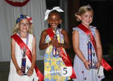  Adilyn Brown, Ariannah Rife, and Stella Jo Easley
