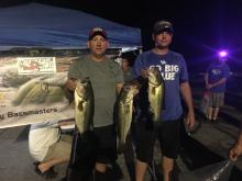  Dinky Johnson and Derek Goodall taking 1st place with 16.91 lbs