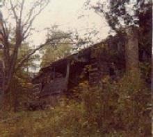   Moses Taylor cabin in Warren County, KY, was still standing in the early 2000s.